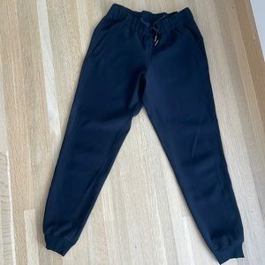 Lululemon Jogger in black